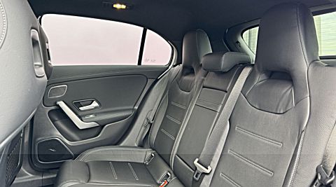 A 35 AMG 4MATIC HATCH
