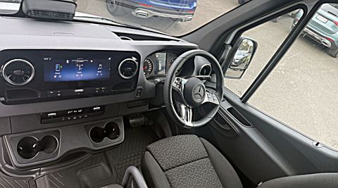 Mercedes-Benz Sprinter 517CDI MWB