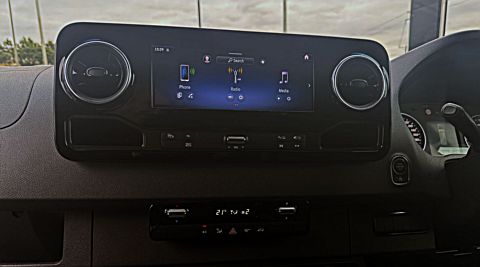 Mercedes-Benz Sprinter 517CDI MWB