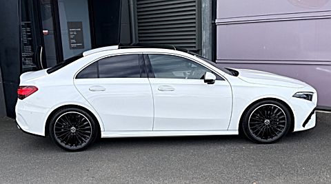 A 200 Sedan
