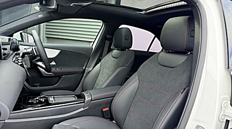 A 200 Sedan