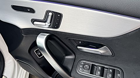 A 200 Sedan