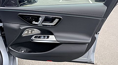E 200