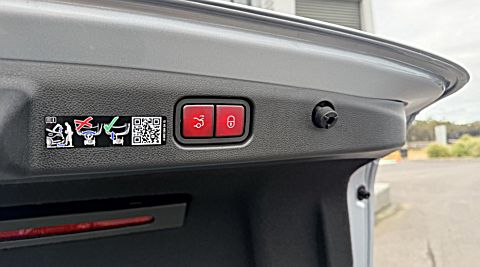 E 200