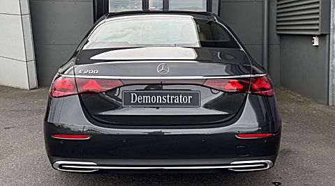 E 200 Sedan
